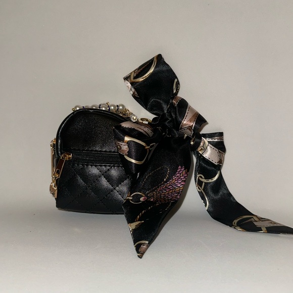 Mini style bag with Twilly🪷 - Picture 5 of 16